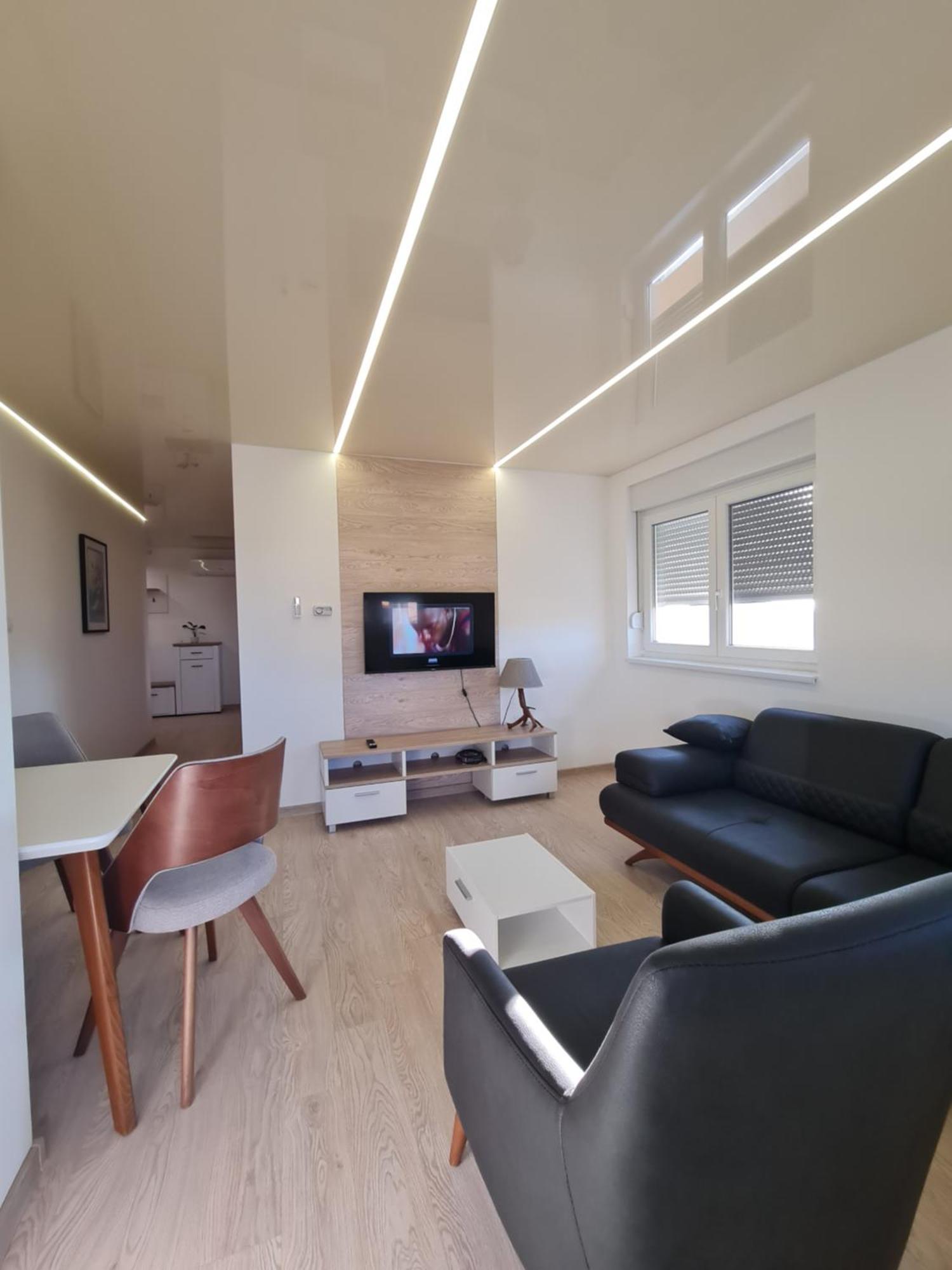 Airport Molko Apartments Surčin Buitenkant foto