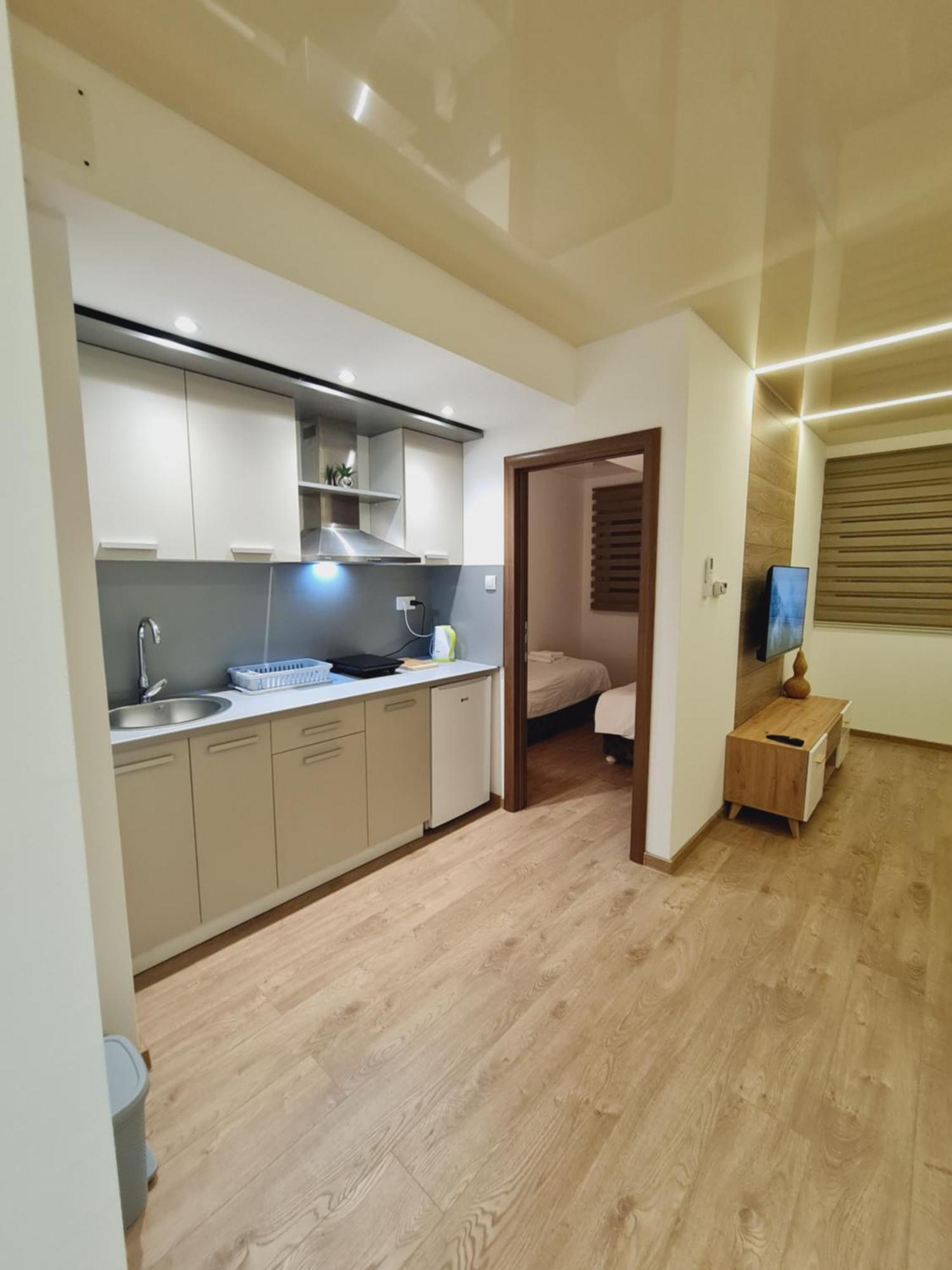 Airport Molko Apartments Surčin Buitenkant foto